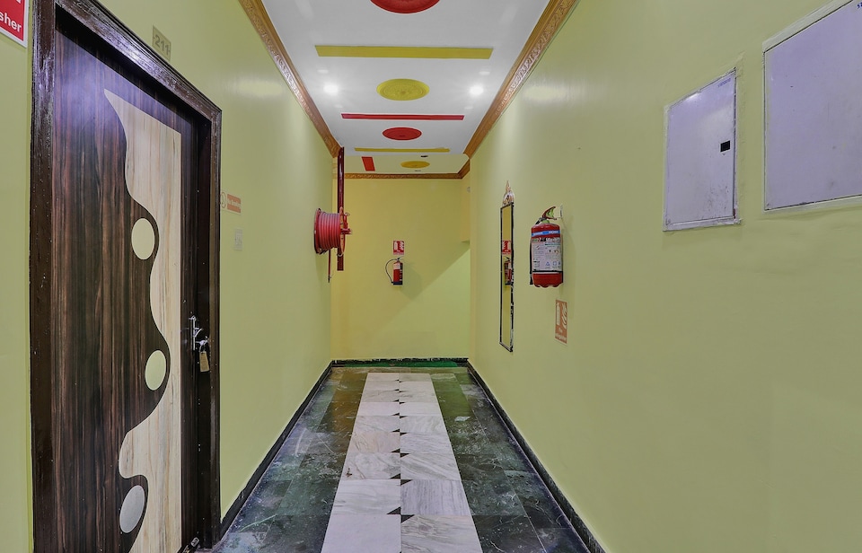 Hotel O The Best Hotel, Charbagh Lucknow, Lucknow