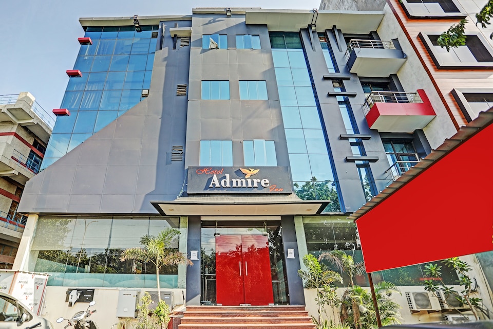 OYO Townhouse 81059 Admire Inn, Noida City, Noida