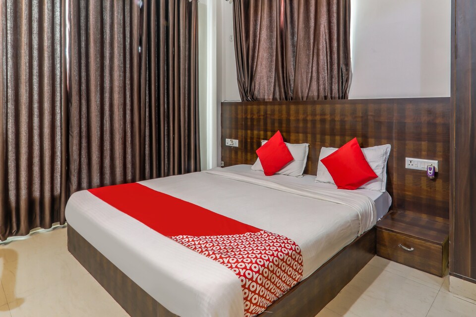 OYO 81072 Hotel Park View , Gomti Nagar Lucknow, Lucknow