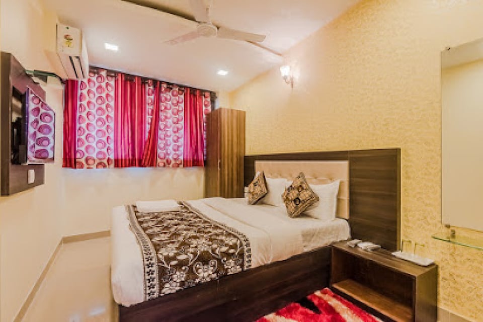 OYO 81073 Hotel New Golden Galaxy, Mumbai Bandra-Khar-Santacruz, Mumbai
