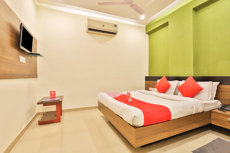 Hotel  O Apollo, Navrangpura Ahmedabad, Ahmedabad