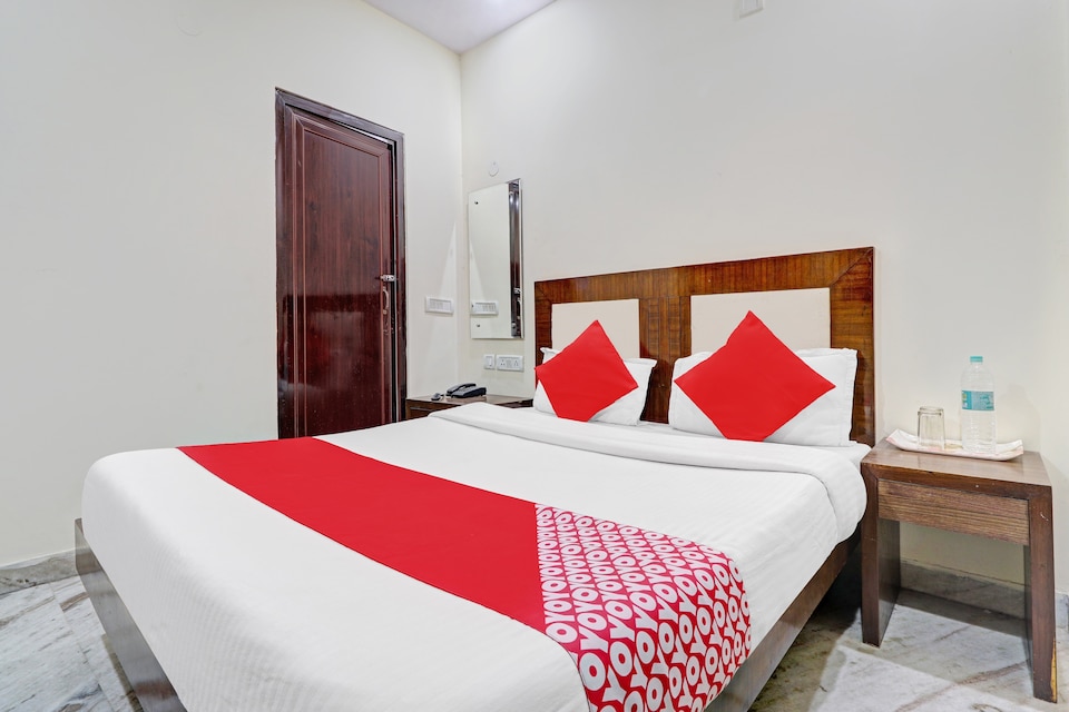 Hotel O Vintage Inn New Delhi railway station, Paharganj Delhi, Delhi