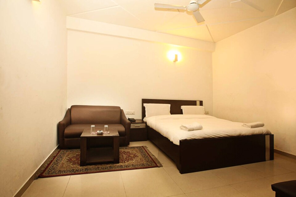 OYO Rooms 032 Aerocity Extension, Airport Delhi, Delhi Transit