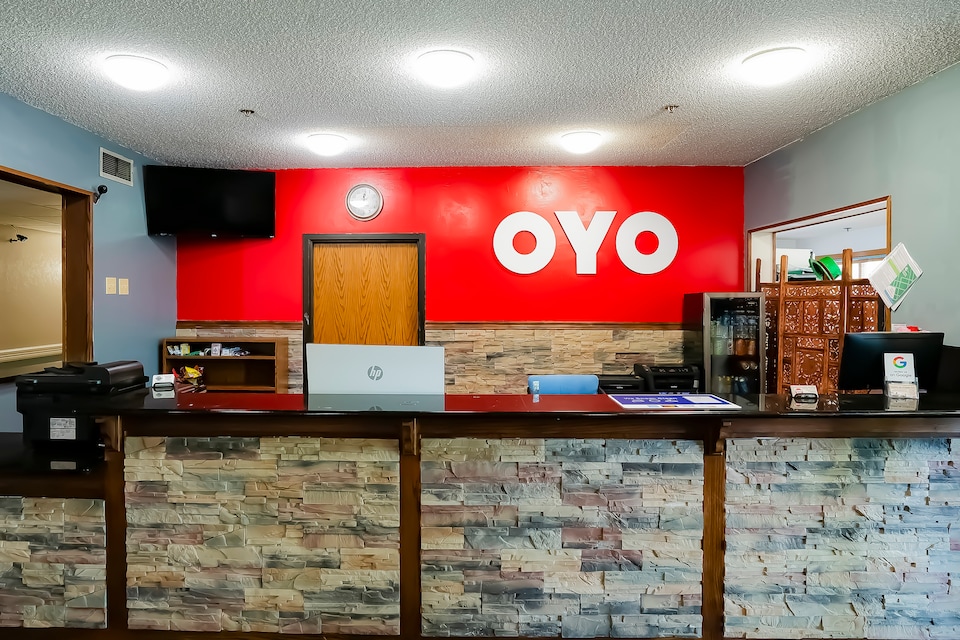  OYO Hotel Redwood Falls near Jackpot Casino, Redwood Falls, MN, Redwood Falls