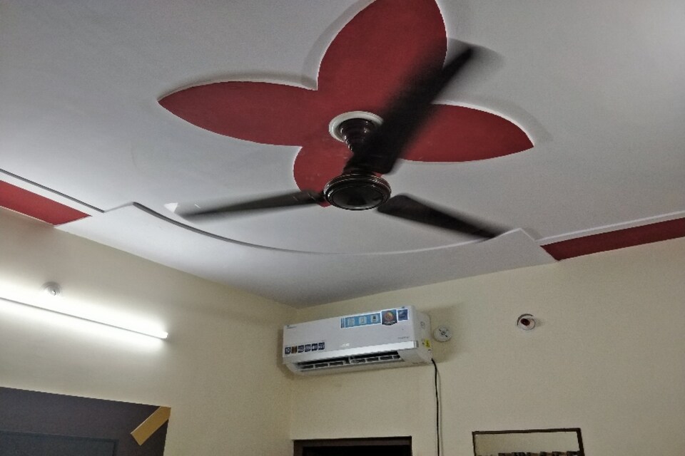 OYO 81143 Hotel Kamla Palace, Haridwar Junction, Haridwar