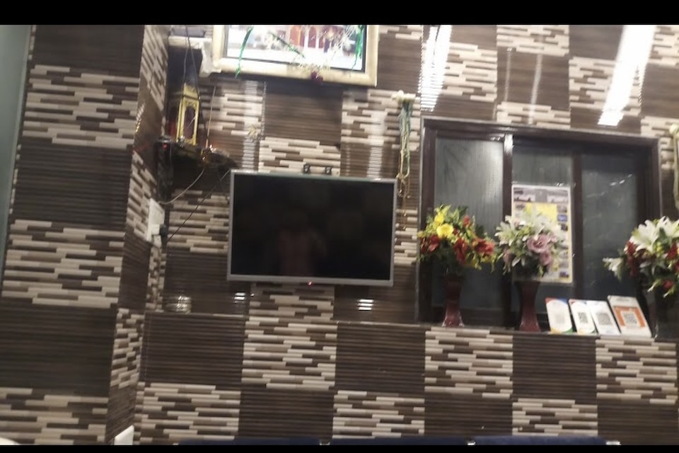 SPOT ON 81163 Hotel Kidmat Bombay, Mumbai CST-Churchgate-Colaba, Mumbai