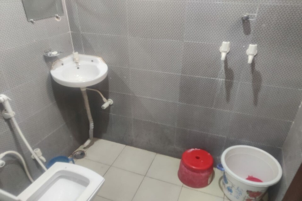 OYO 81178 Hotel Green Land, Janam Bhoomi Mathura, Mathura