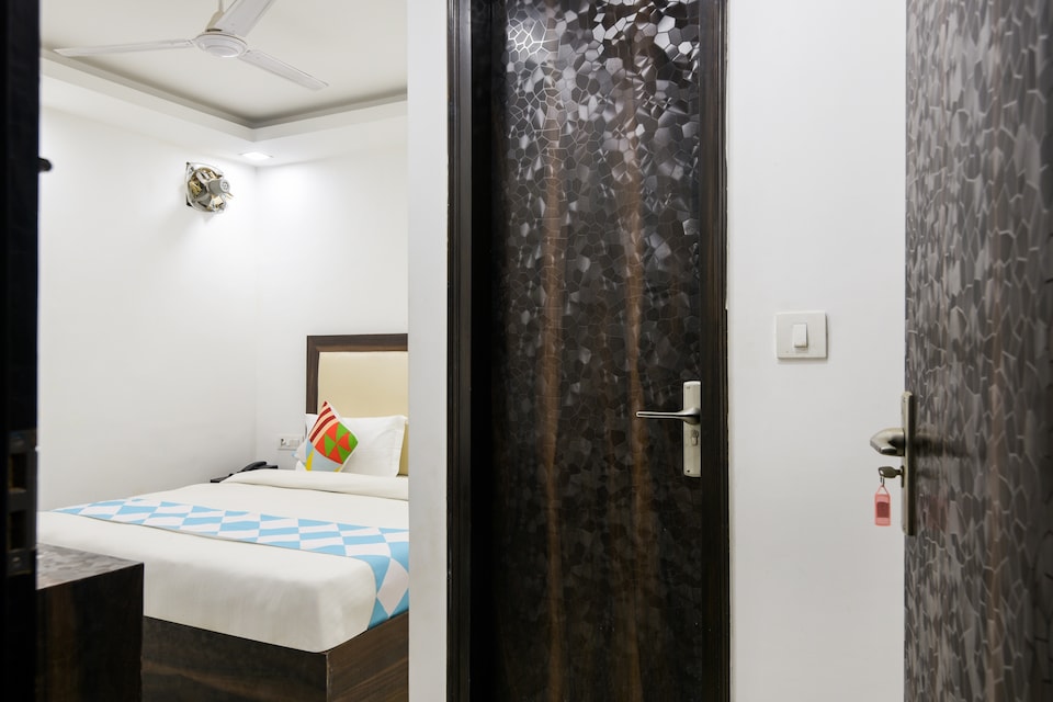 Hotel O Comfy Stay Hotels, Greater Kailash Delhi, Delhi