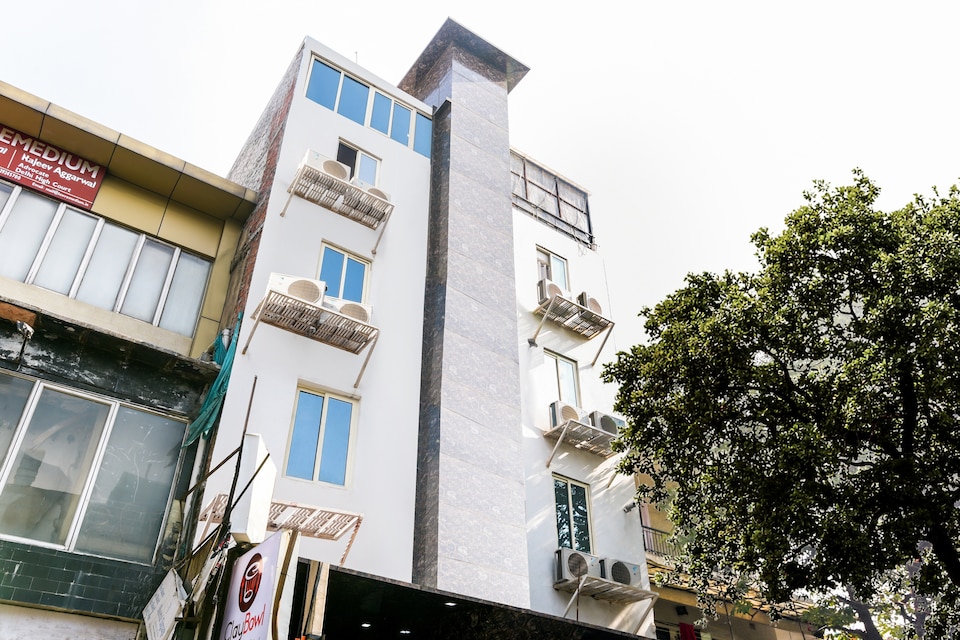 Hotel O Red Apple Room, Greater Kailash Delhi, Delhi
