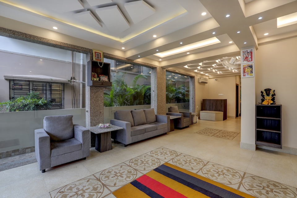 Townhouse OAK R S Hotels Near RDB Cinemas, Rajarhat Kolkata, Kolkata