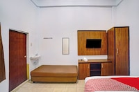 OYO 90515 Indah Guest House 