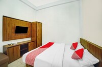 OYO 90515 Indah Guest House 