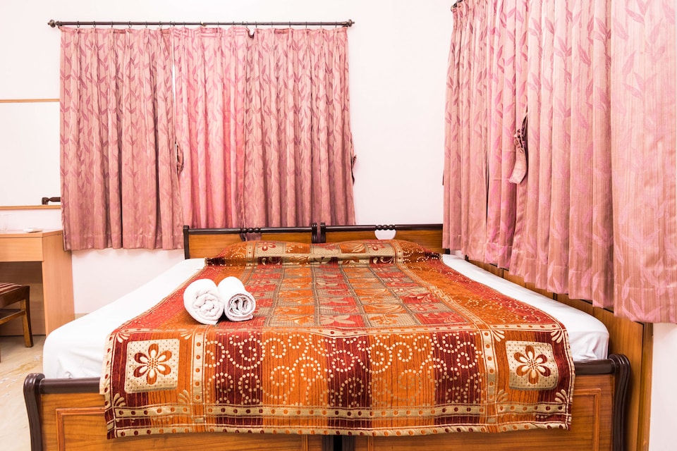 OYO 6761 Aryan Residency, Salt Lake Kolkata, Kolkata