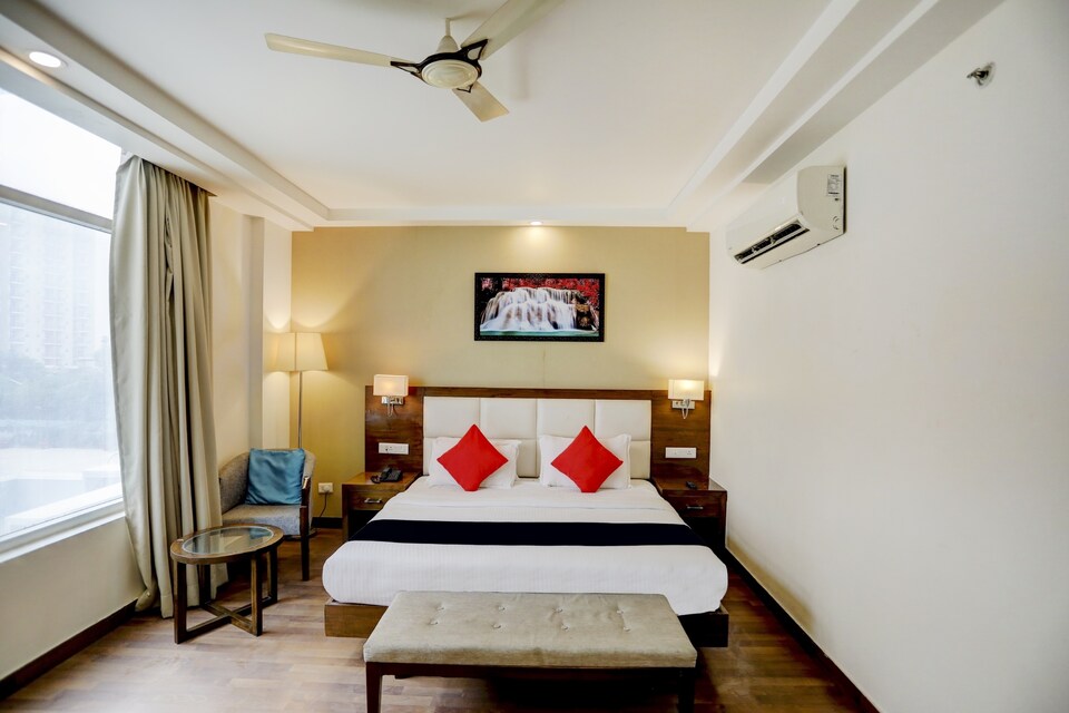 Townhouse 528 Hotel Krishna Valley, Banke Bihari Mandir Vrindavan, Vrindavan
