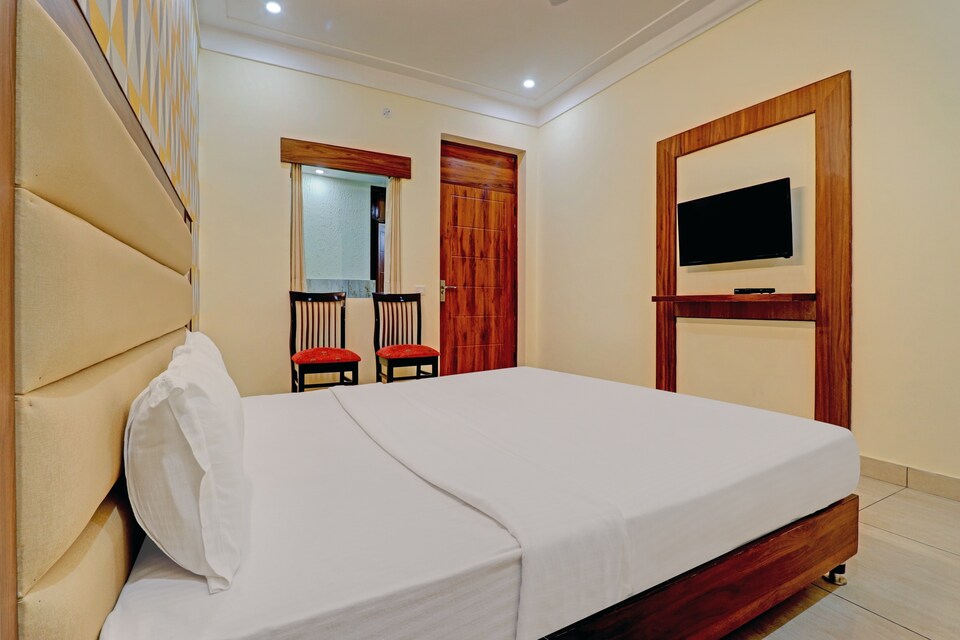 Collection O 81245 Four Seasons, Rajpur Road Dehradun, Dehradun