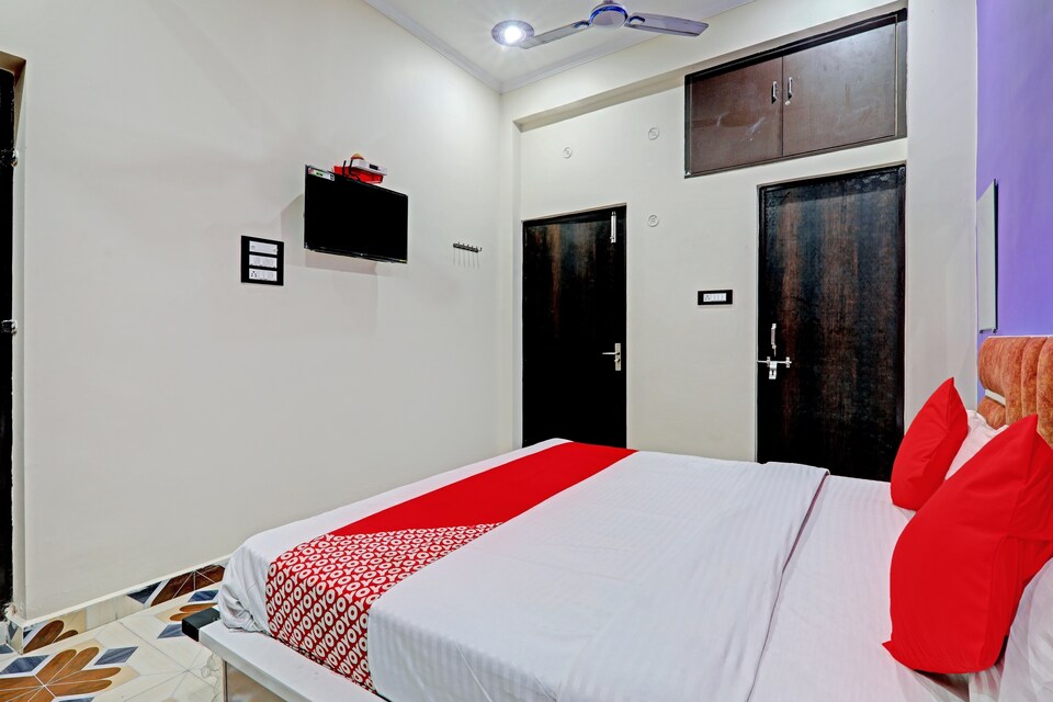 OYO Flagship 81249 J.K.Palace, Indira Nagar Lucknow, लखनऊ