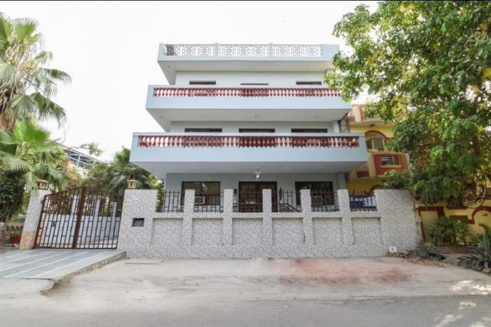 OYO Ab Residency, Noida City, Noida