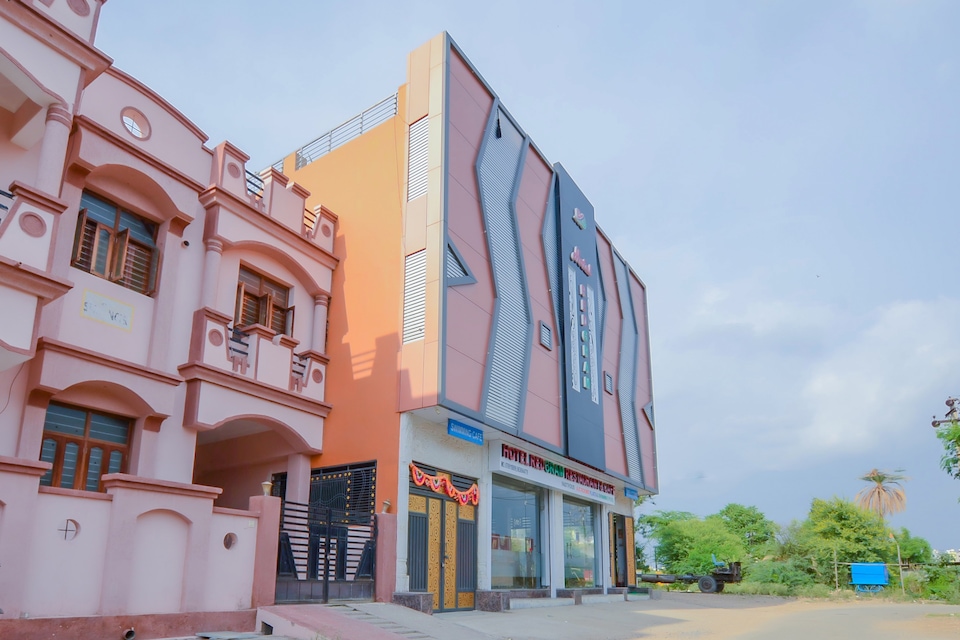 Hotel O RADHE KRISHNA, Goverdhan Sagar, Udaipur