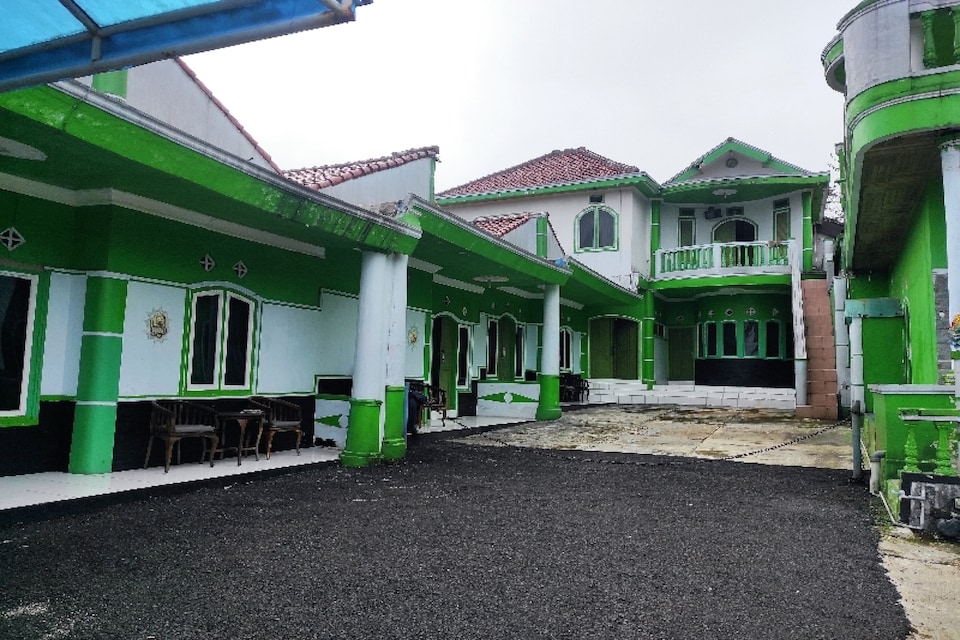 OYO 90528 Beruang Mas Villa Ciater, Ciater Subang, Subang