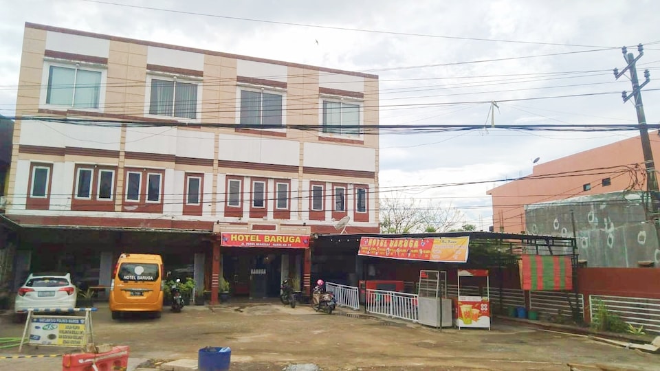 Hotel O Baruga Makassar, Makassar Makassar, Makassar