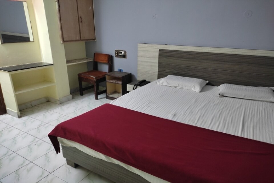 SPOT ON 81319 Hotel Supreme Palace, Governorpet Vijayawada, Vijayawada