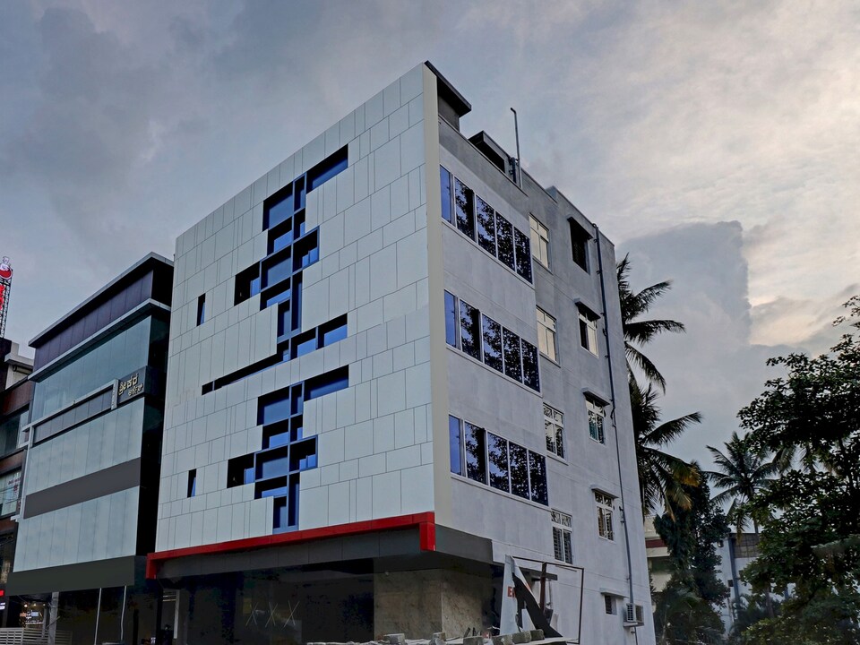 live under blr3390, JP Nagar Bangalore, Bangalore
