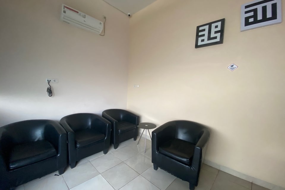 OYO 90548 Kika Homestay, Makassar Makassar, Makassar