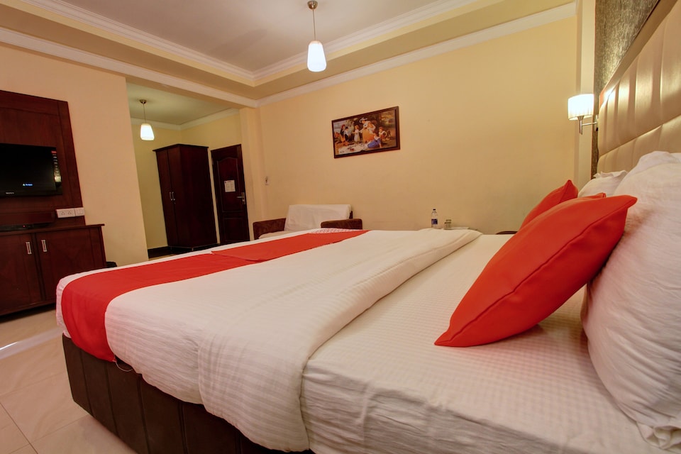 Capital O 6773 Ananya Comfortss, Hospet-II, Hospet
