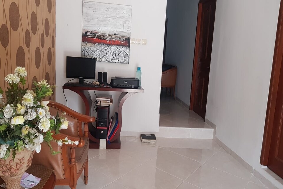 OYO 90560 Pondok Bambu Residence Syariah, East Jakarta, Jakarta