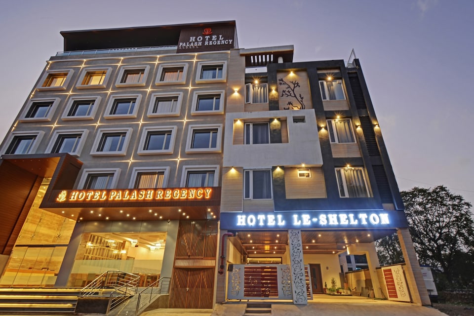 OYO Townhouse 437 Hotel Le Shelton , Udaipur Central, Udaipur