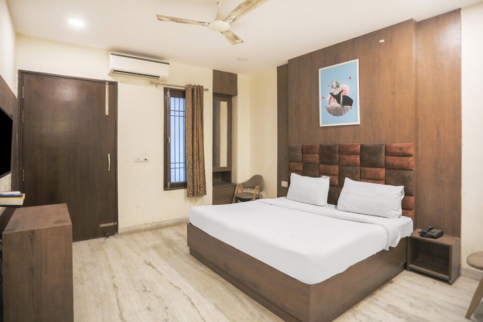 Collection O 81353 Sumit Stays, North Delhi, Delhi