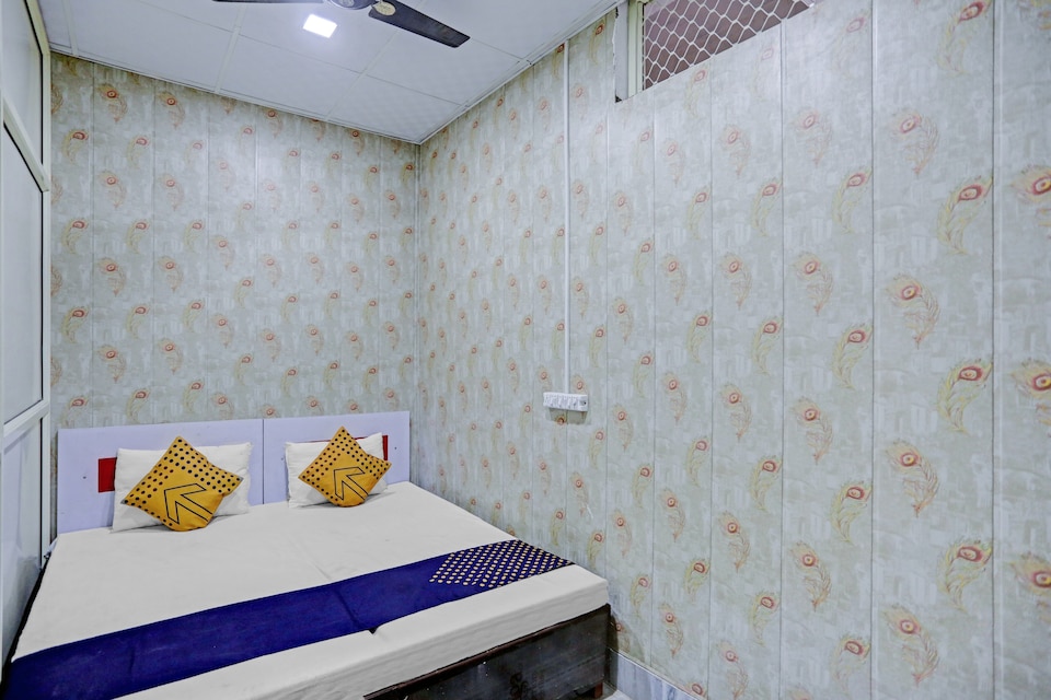 SPOT ON Shree Ji Hotel, Civil Lines Bareilly, Bareilly