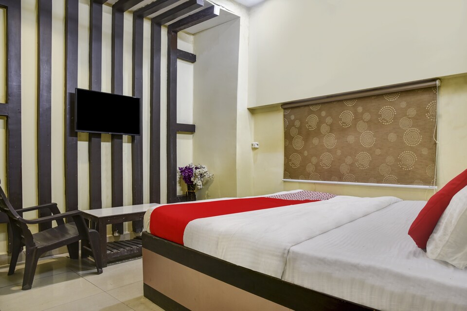 Flagship Hotel Agrawal, Hamidia Road Bhopal, Bhopal