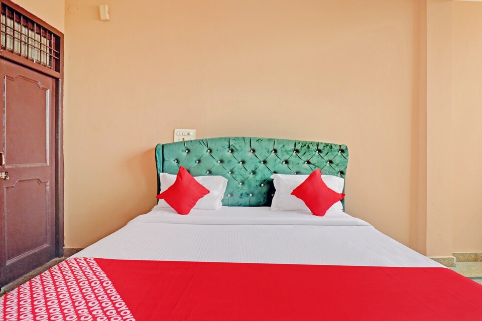 OYO New Golden Light Guest House, Sonipat, Sonipat