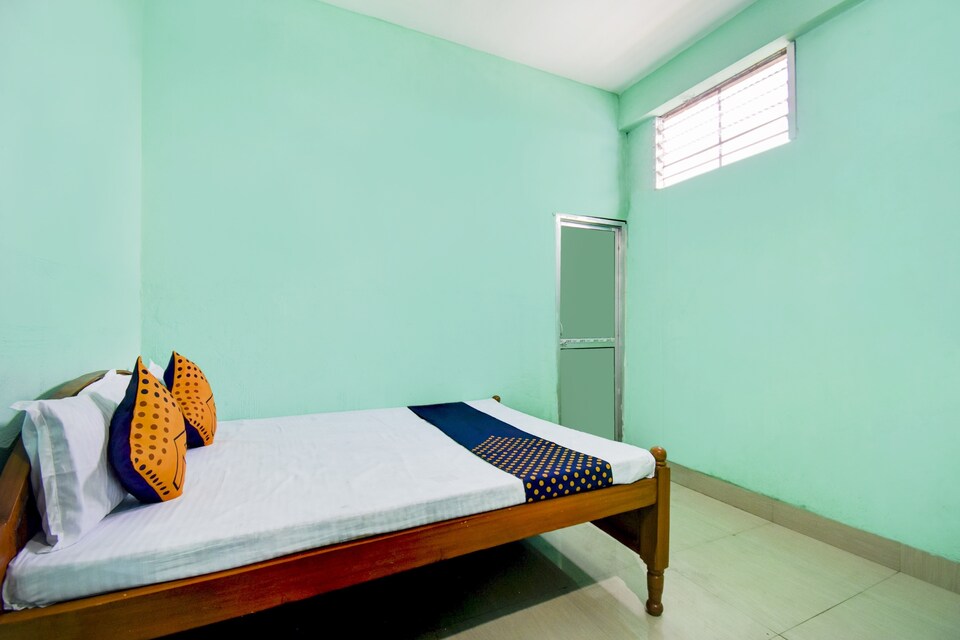 SPOT ON 81426 Wi-fi Hotel, Asansol, Asansol