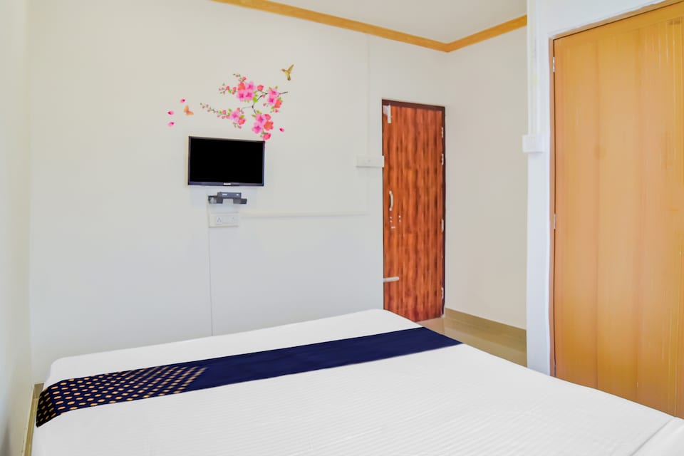 SPOT ON Nirvaan Guest House, ISBT Guwahati, Guwahati