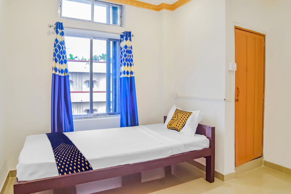 SPOT ON Nirvaan Guest House, ISBT Guwahati, Guwahati