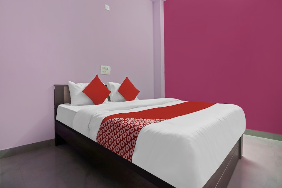 Flagship Hotel Bigboss, Hingna Road Nagpur, Nagpur