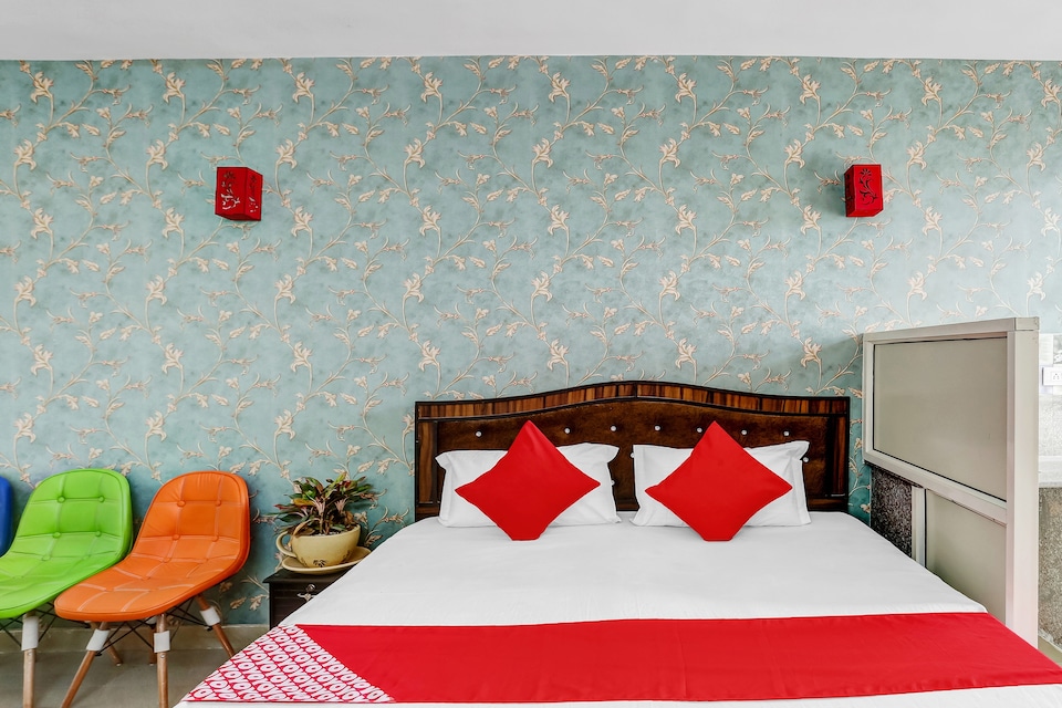 New code live NOD2084, Noida Expressway SEZ, Noida