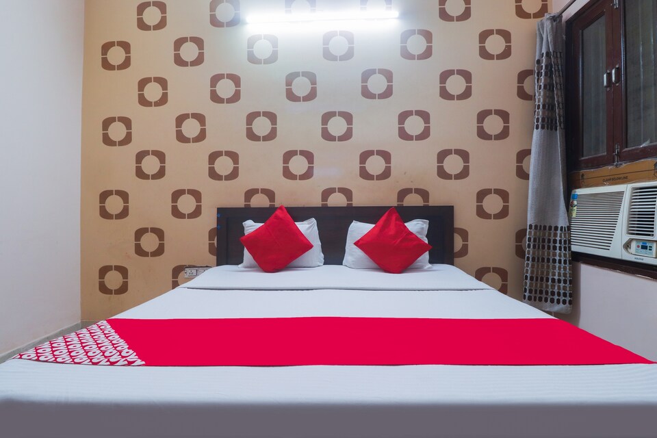 OYO Second Home Residency Near Leisure Valley Park, Old Gurgaon, Gurgaon