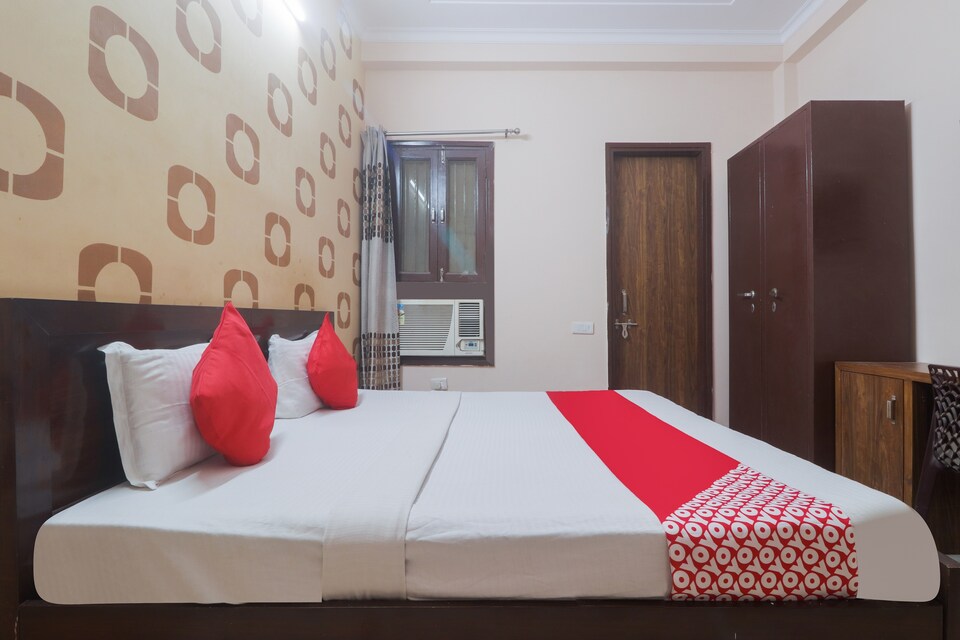 OYO Second Home Residency Near Leisure Valley Park, Old Gurgaon, Gurgaon