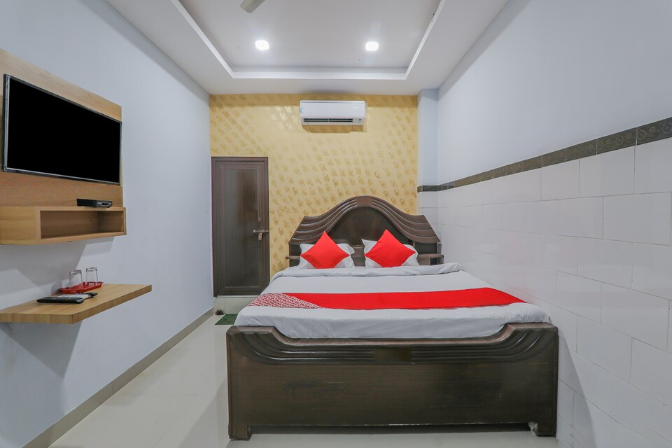 OYO Flagship 81479 Ganpati Gh Inn, Vikas Nagar Lucknow, Lucknow