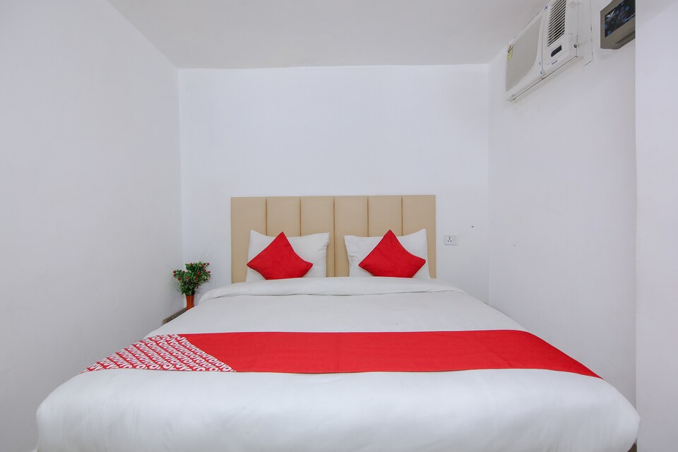 OYO Flagship 81480 Stay New View House, Anand Vihar Delhi, Delhi