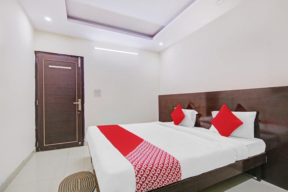 OYO 81486 Grand Stay, Dwarka Delhi, Delhi