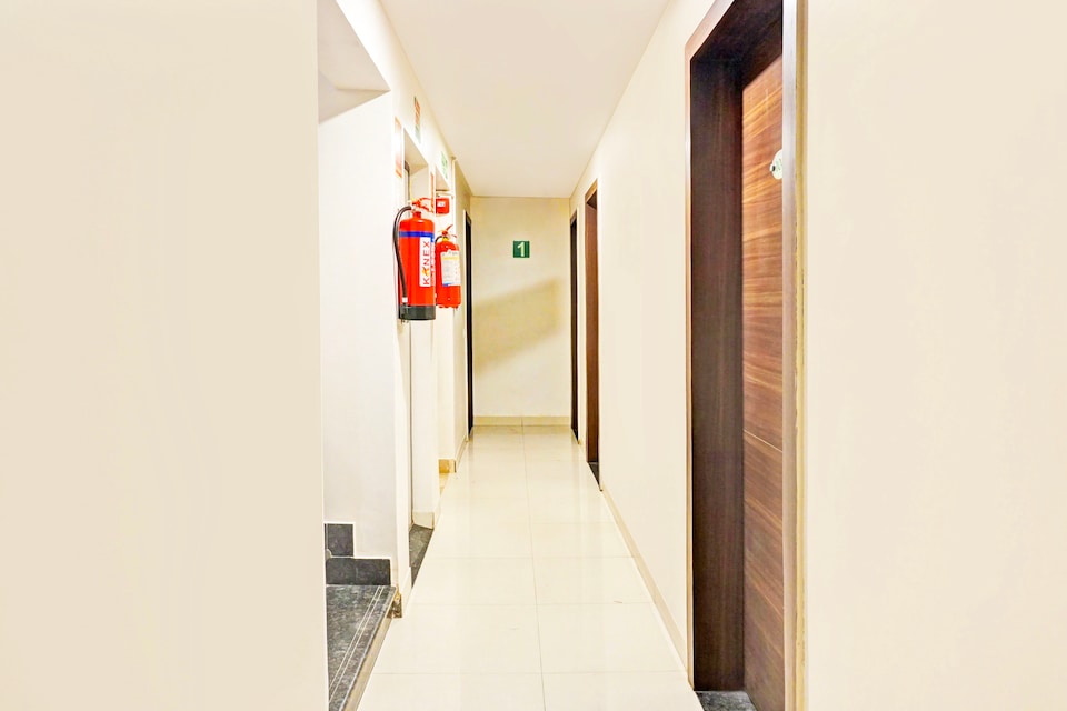Hotel O Pearl Inns Executive, Koregaon Park Pune, Pune