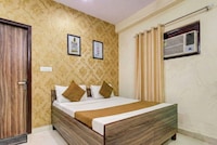 Super Collection O Green Park Residency 3