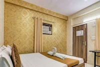 Super Collection O Green Park Residency 3