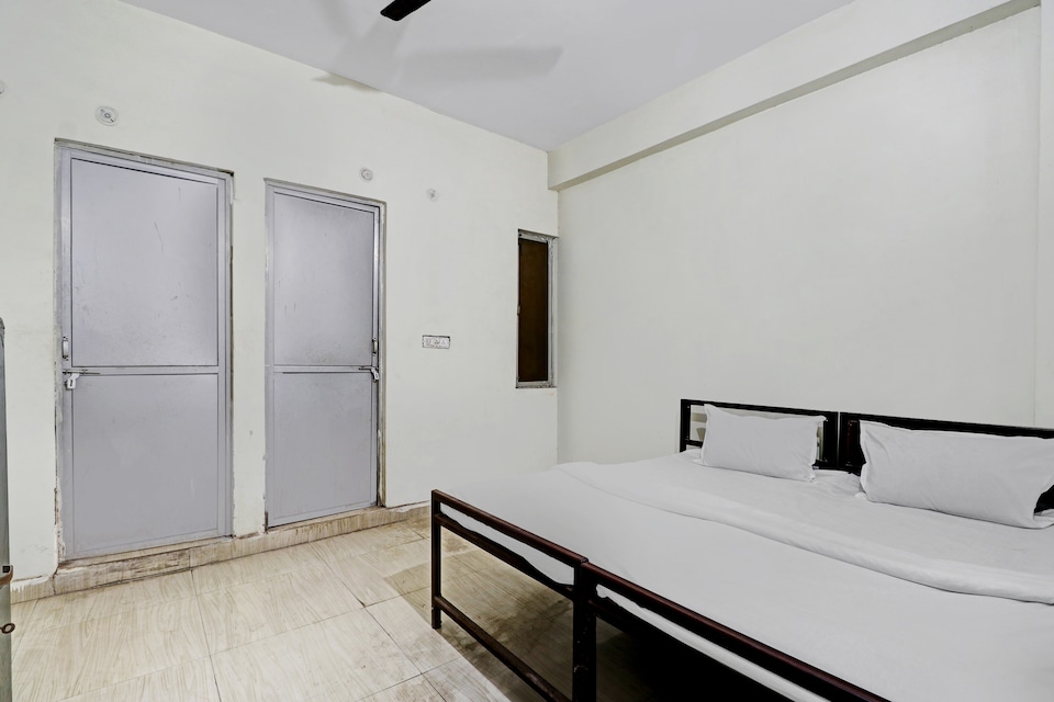 OYO Flagship 81542 HOTEL PRIME , Jhansi, Jhansi