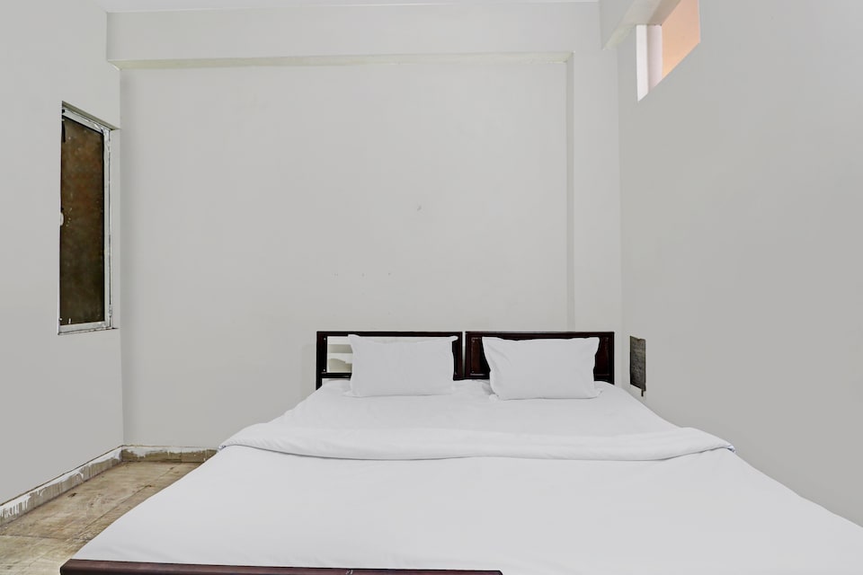 OYO Flagship 81542 HOTEL PRIME , Jhansi, Jhansi