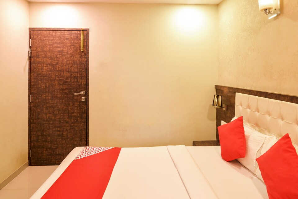 Collection O 81566 Bh Residency, Mumbai BCEC, Mumbai